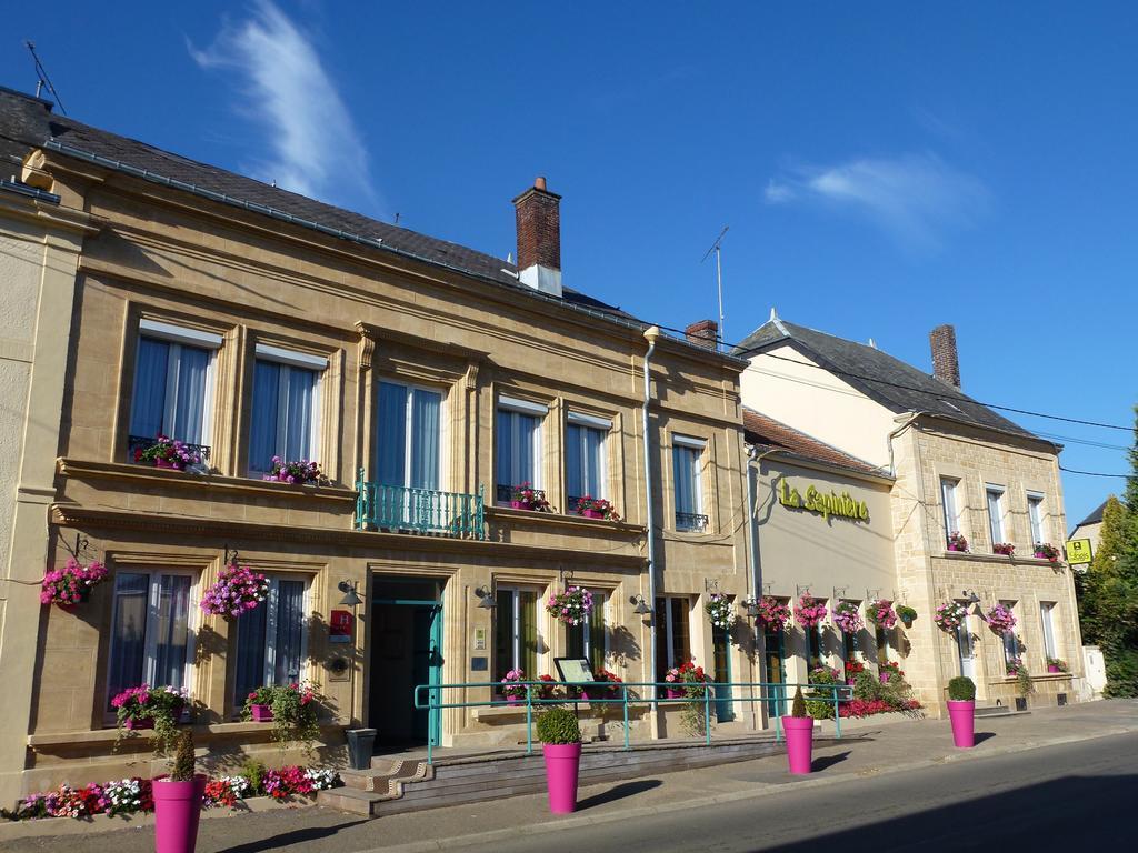 Hotel Logis La Sapinière Remilly-Aillicourt Esterno foto
