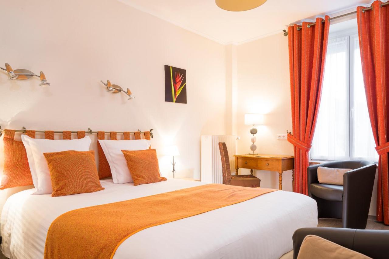 Hotel Logis La Sapinière Remilly-Aillicourt Esterno foto